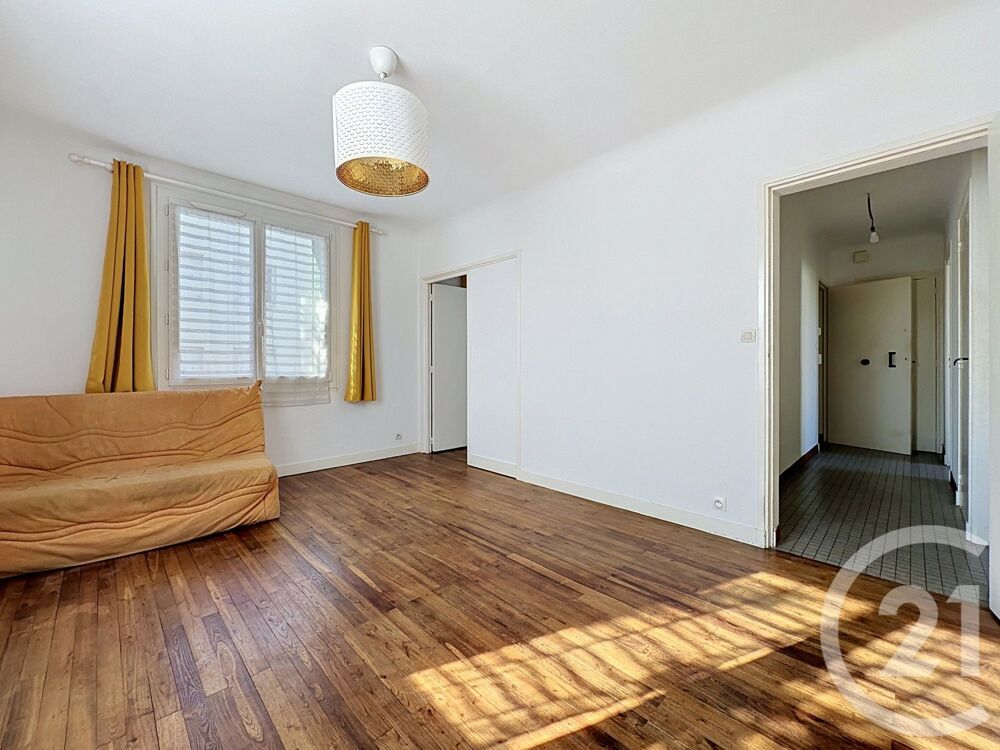 NANTES - TOUTES AIDES Dans une ancienne maison ....