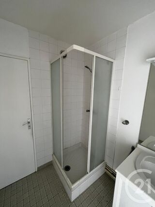  Appartement à louer 1 pièce 33 m²