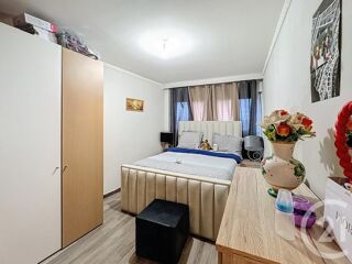  Appartement � louer 5 pi�ces 80 m�