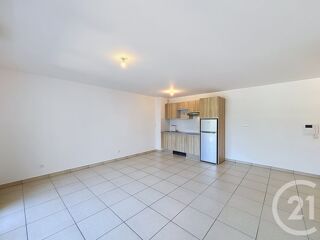  Appartement à louer 3 pièces 68 m²