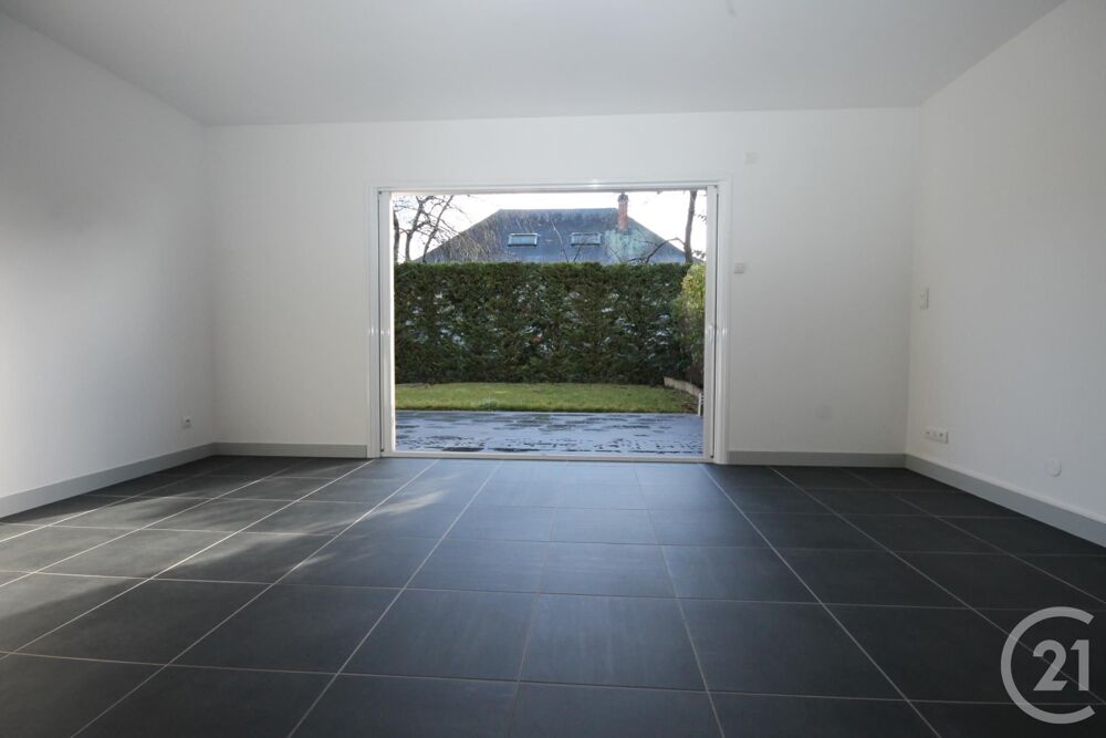 location Maison - 8 pièce(s) - 174 m² La Chapelle-Saint-Mesmin (45380)