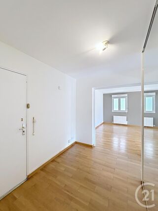  Appartement � vendre 4 pi�ces 93 m�