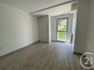  Appartement à louer 2 pièces 40 m²