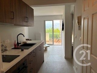  Appartement à louer 2 pièces 29 m²