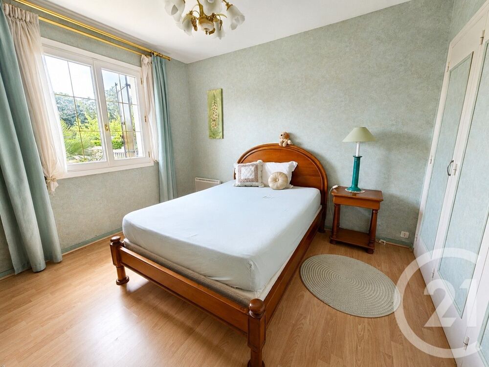 vente Maison - 4 pièce(s) - 137 m² Saint-Laurent-Médoc (33112)
