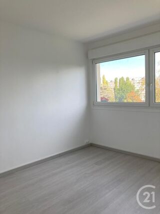  Appartement à louer 2 pièces 44 m²
