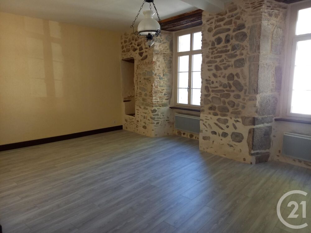 location Appartement - 3 pièce(s) - 91 m² Chalabre (11230)
