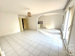  Appartement à louer 3 pièces 62 m²