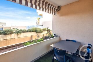  Appartement à louer 2 pièces 37 m²