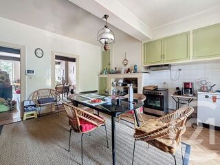  Maison � vendre 6 pi�ces 230 m�