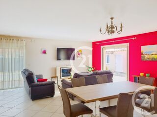  Maison � vendre 5 pi�ces 203 m�