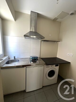  Appartement à louer 2 pièces 26 m²