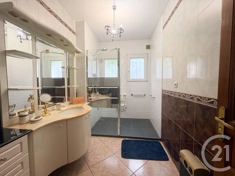 vente Maison - 7 pièce(s) - 179 m² Perpignan (66000)