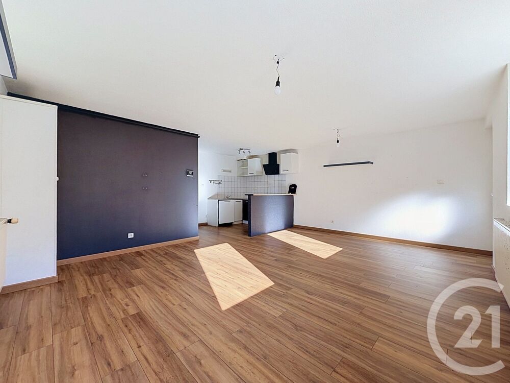 location Appartement - 3 pièce(s) - 69 m² Vieux-Charmont (25600)