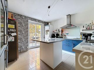  Maison à vendre 8 pièces 226 m²
