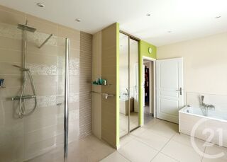  Maison � vendre 5 pi�ces 179 m�