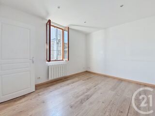 Maison à louer 4 pièces 65 m²