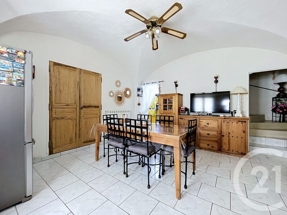 À vendre Maison de village 5 pièces à Connaux (30330) ....