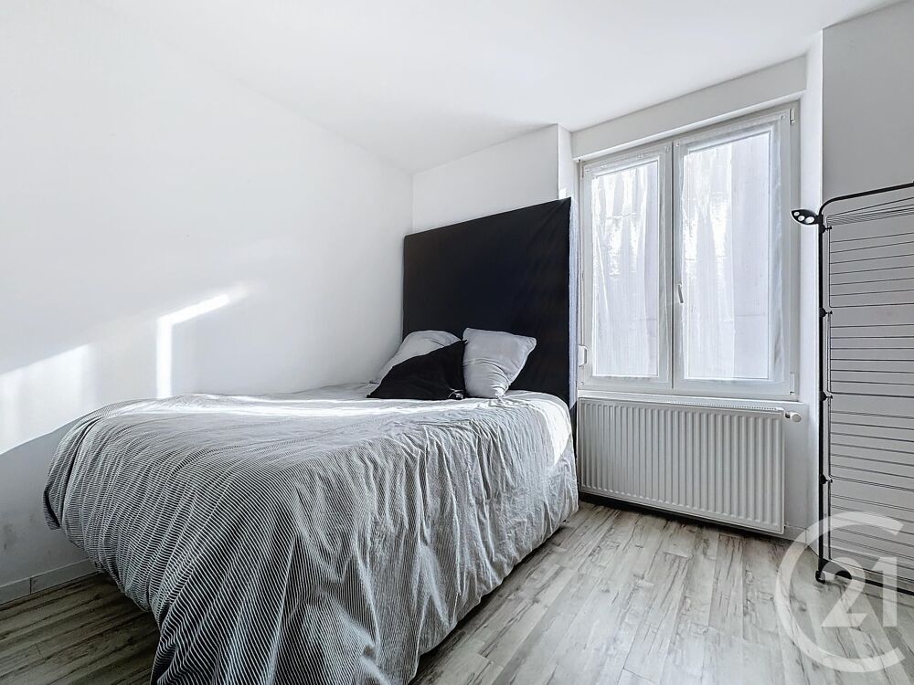 location Appartement - 4 pièce(s) - 75 m² Sochaux (25600)