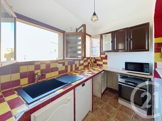 location Appartement - 4 pièce(s) - 83 m² Santa-Reparata-di-Balagna (20220)