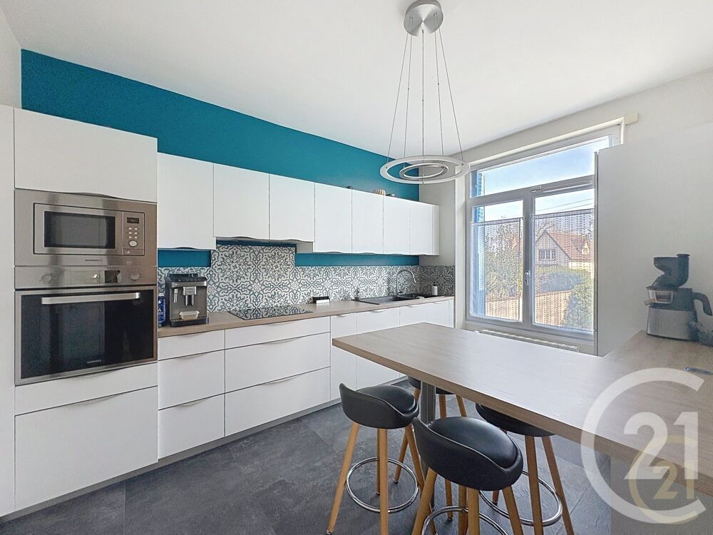 vente Maison - 5 pièce(s) - 179 m² Moret-sur-Loing (77250)
