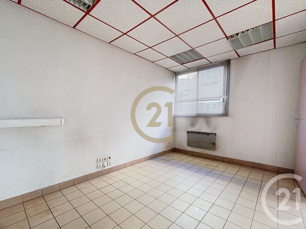 CENTURY 21 GSM IMMO vous propose sur le centre ville de ....
