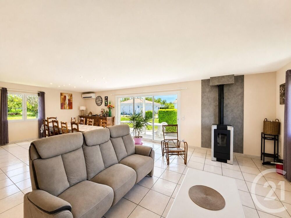 vente Maison - 3 pi�ce(s) - 159 m� Civrac-en-M�doc (33340)