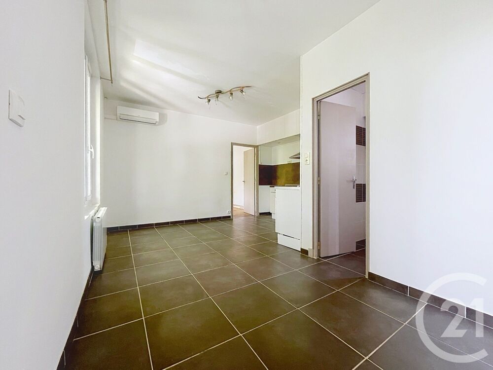 À vendre Maison T3 située dans le hameau de Carme. ....