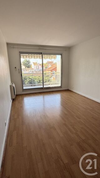  Appartement à louer 2 pièces 46 m²
