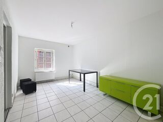  Appartement à louer 2 pièces 42 m²