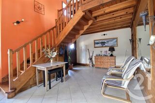  Maison  vendre 6 pices 220 m