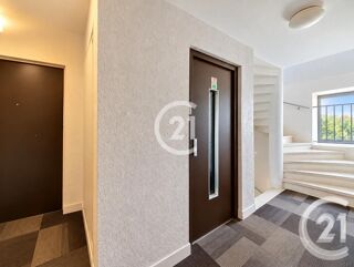  Appartement à louer 1 pièce 31 m²