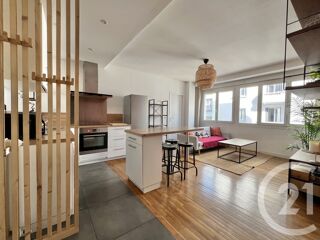  Appartement à louer 4 pièces 64 m²