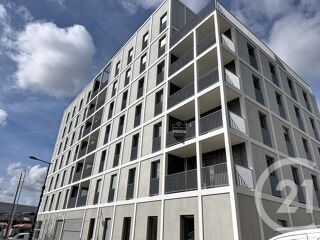  Appartement à louer 3 pièces 58 m²
