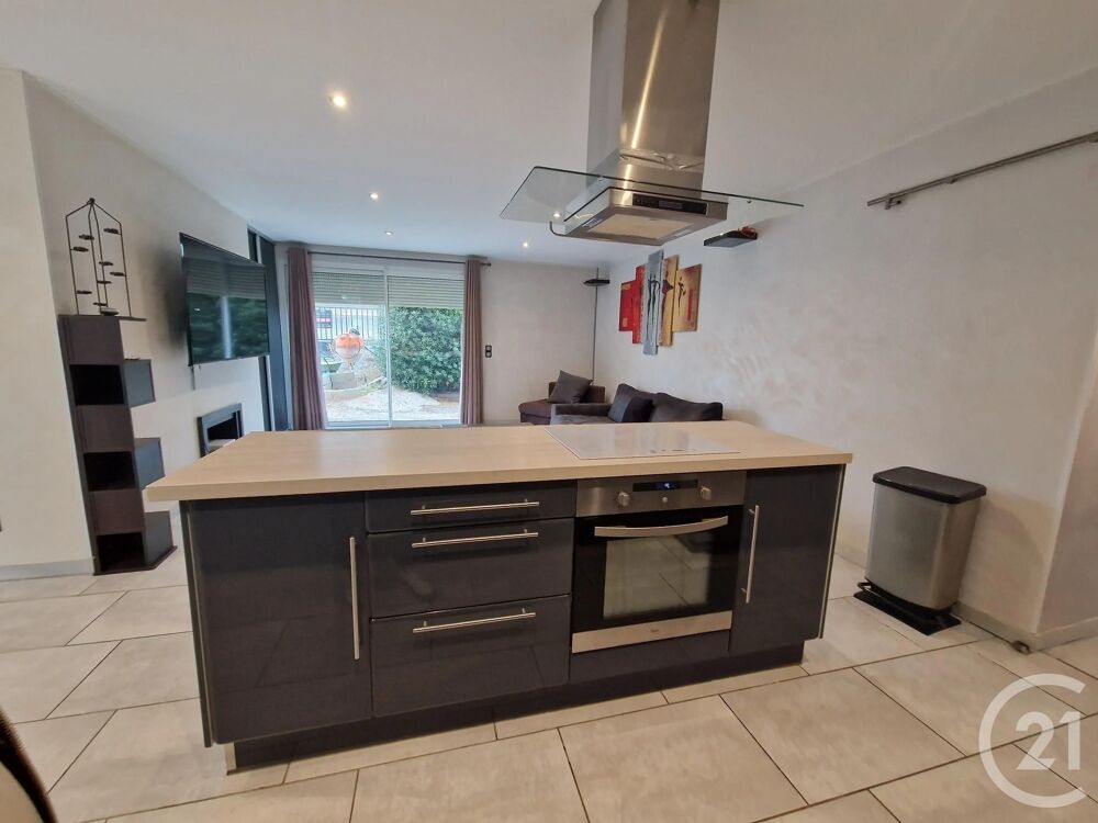 À vendre à Istres, un appartement lumineux et spacieux s....