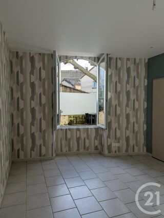  Appartement à louer 1 pièce 19 m²