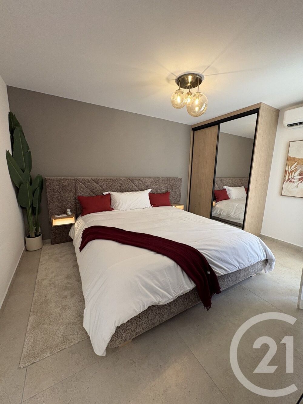Le New Majestic: Immeuble neuf de standing avec piscine ....