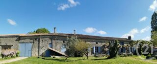  Maison à vendre 15 + pièces 561 m²