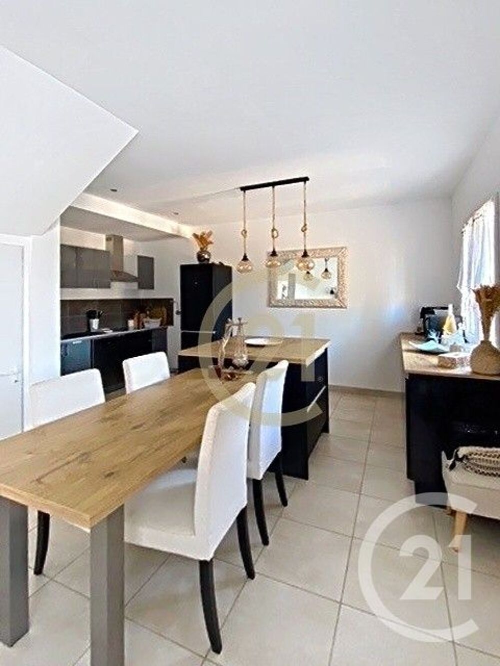 location Maison - 4 pièce(s) - 95 m² Remoulins (30210)