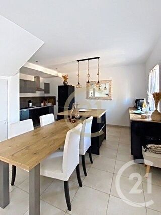  Maison à louer 4 pièces 95 m²