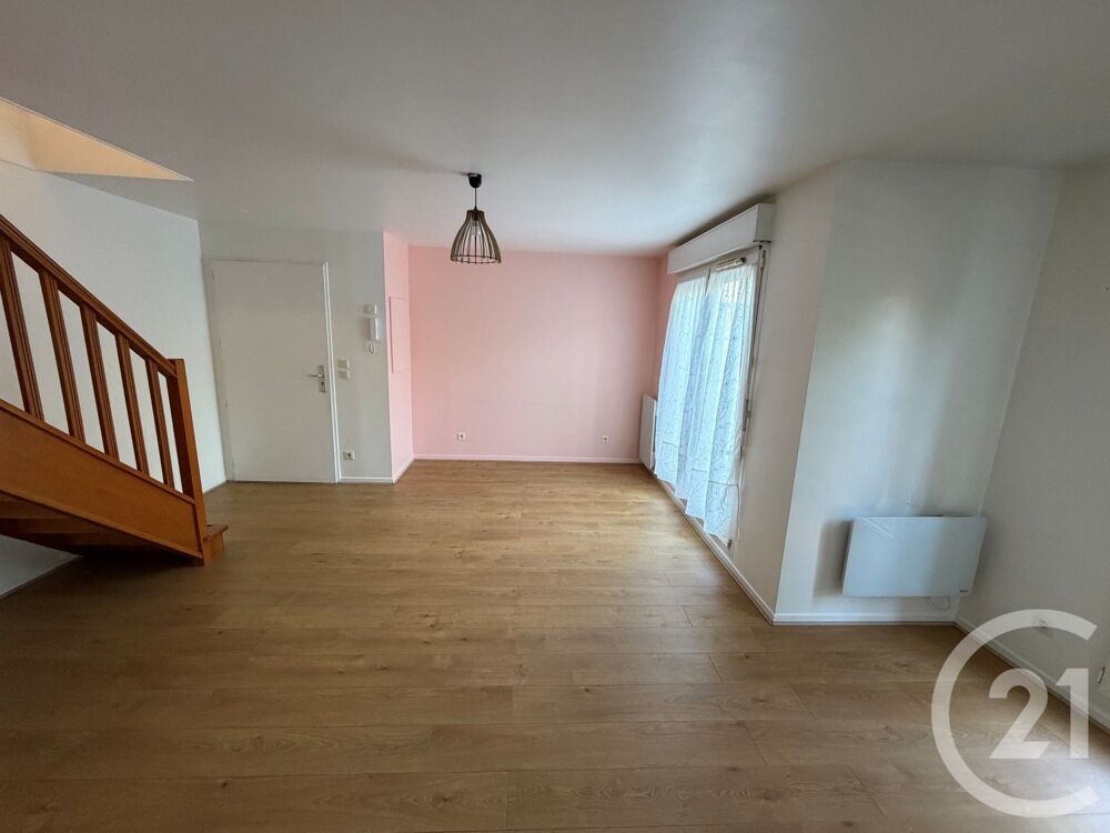 location Appartement - 3 pièce(s) - 60 m² Le Blanc-Mesnil (93150)