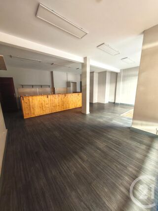  Appartement à louer 1 pièce 51 m²