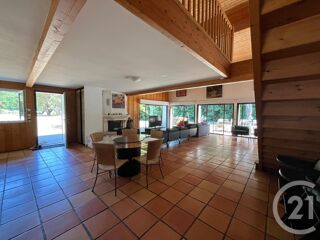  Maison  vendre 12 pices 398 m