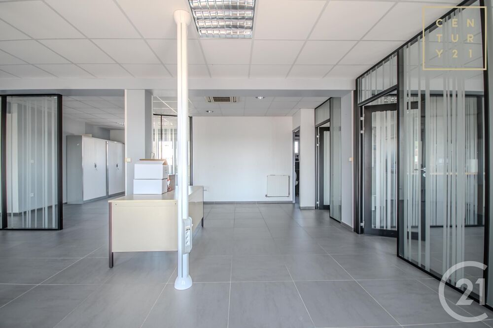 En bref : Appartement de 189 m² à vendre à Maubeuge....