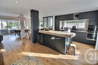  Maison � vendre 4 pi�ces 155 m�