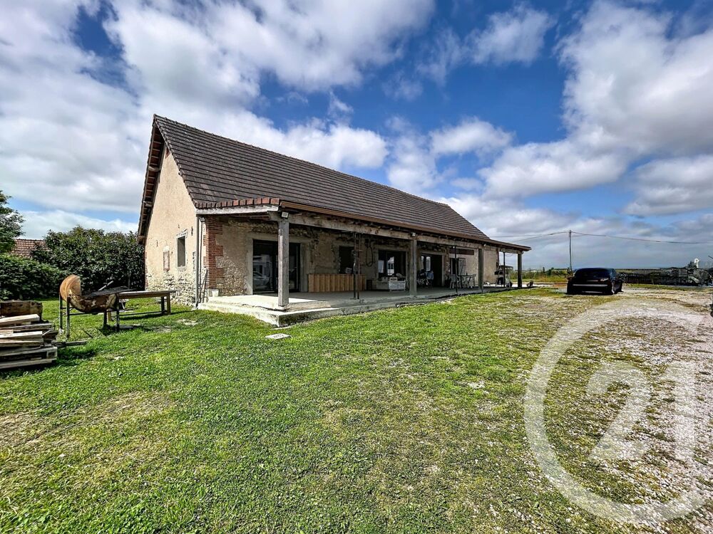 Maison 4 pièces 330 m² · à St Pourcain sur Sioule · 330 m² · 214 000 €