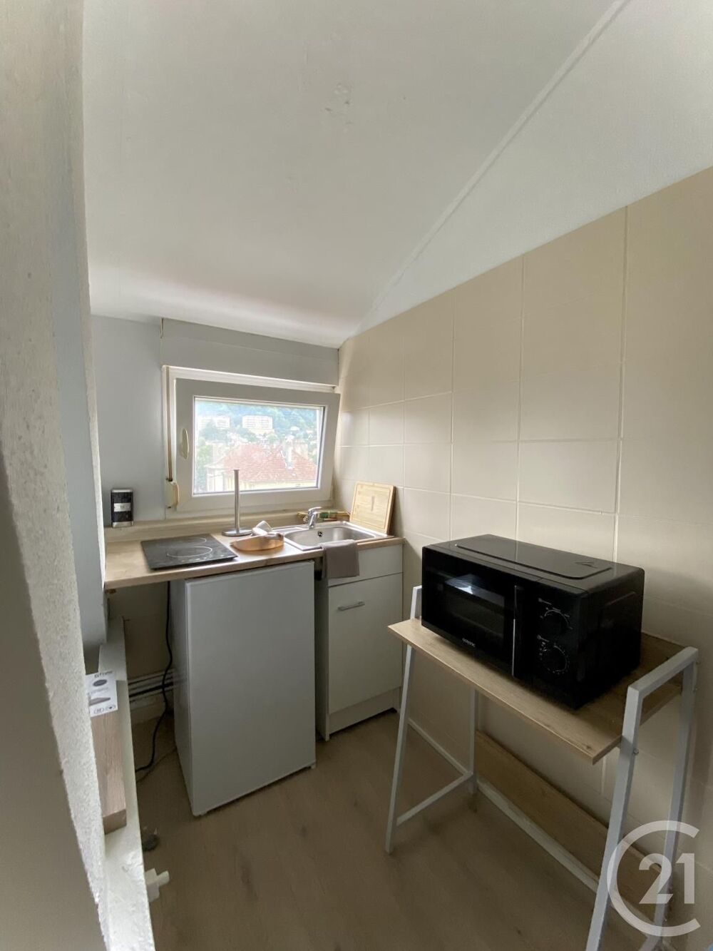 Century 21 Agence de la Gare vous propose à SOCHAUX au c....