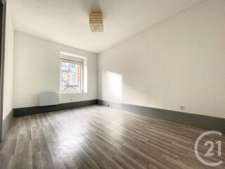  Appartement à louer 2 pièces 47 m²