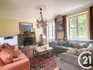  Maison à vendre 10 pièces 267 m²