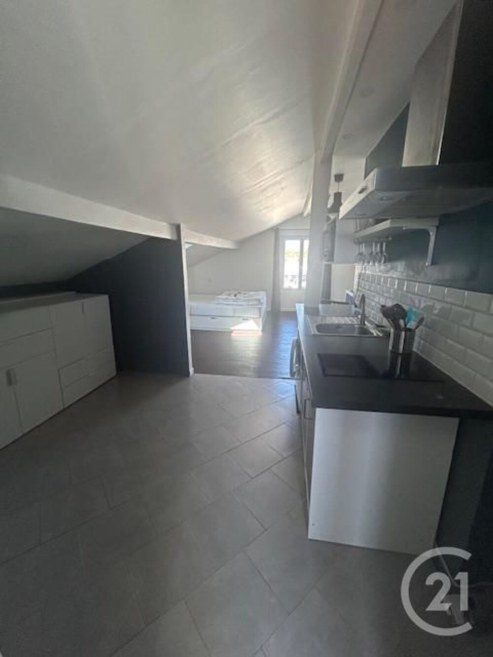 location Appartement - 1 pièce(s) - 21 m² Colombes (92700)